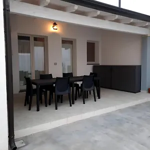 Su Palazzina Storica In Centro A , SantʼAntìoco Italia